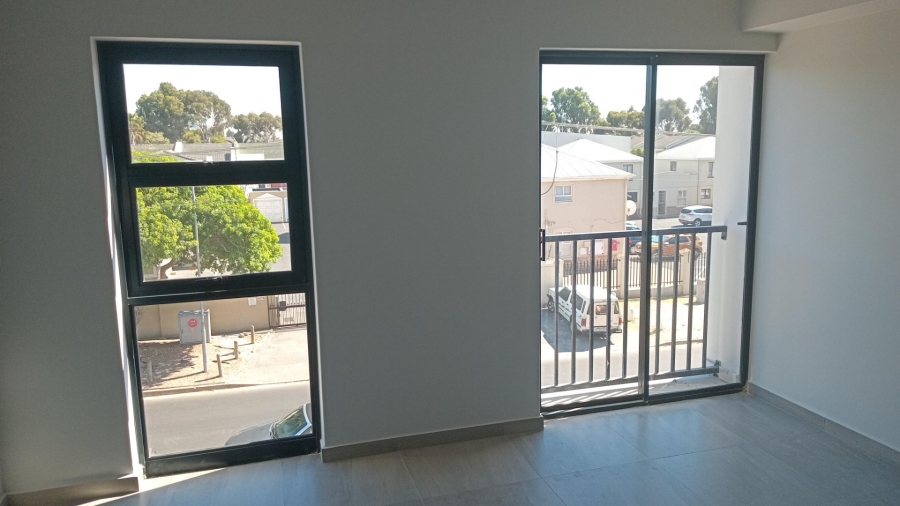 1 Bedroom Property for Sale in Table View Western Cape